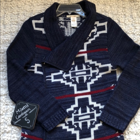 Miami by Francesca’s Cardigan - Picture 2 of 4